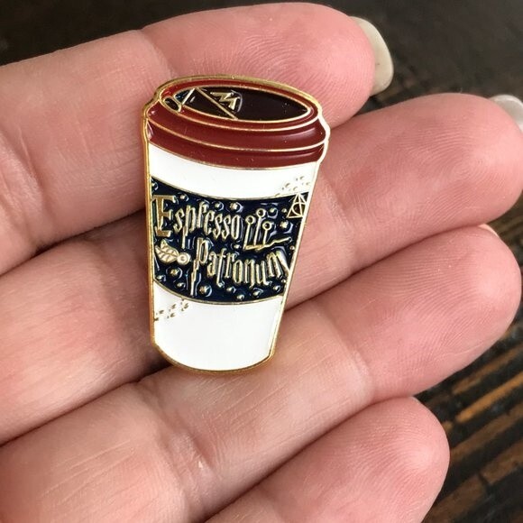 HARRY POTTER Collectible Pin Gift Set 819 - Picture 11 of 13